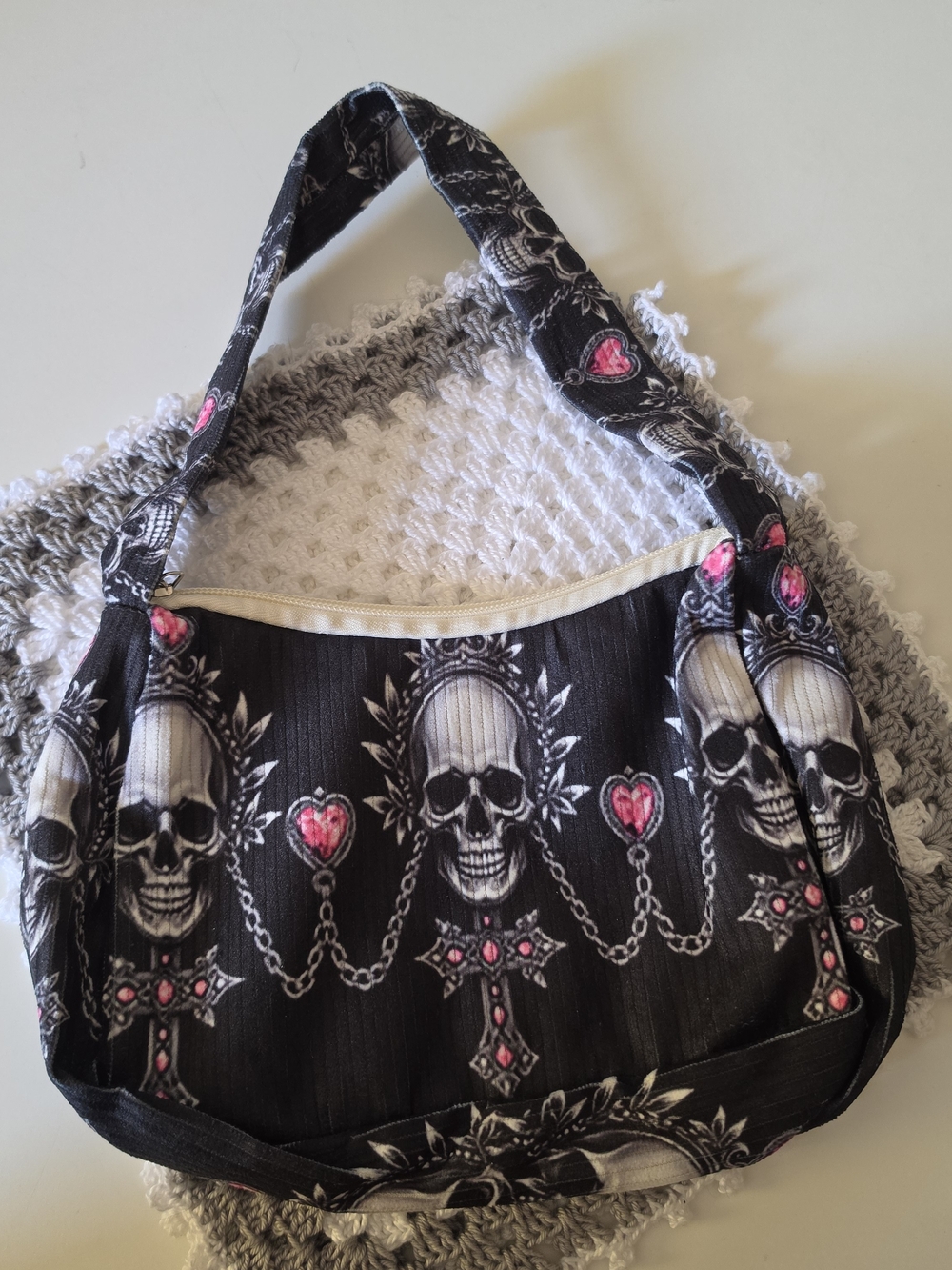 Black Skull Print Shoulder Bag with Pink Accents